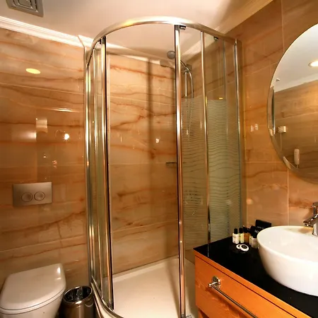 Oda ve Kahvaltı Beyoglu Mls 3*